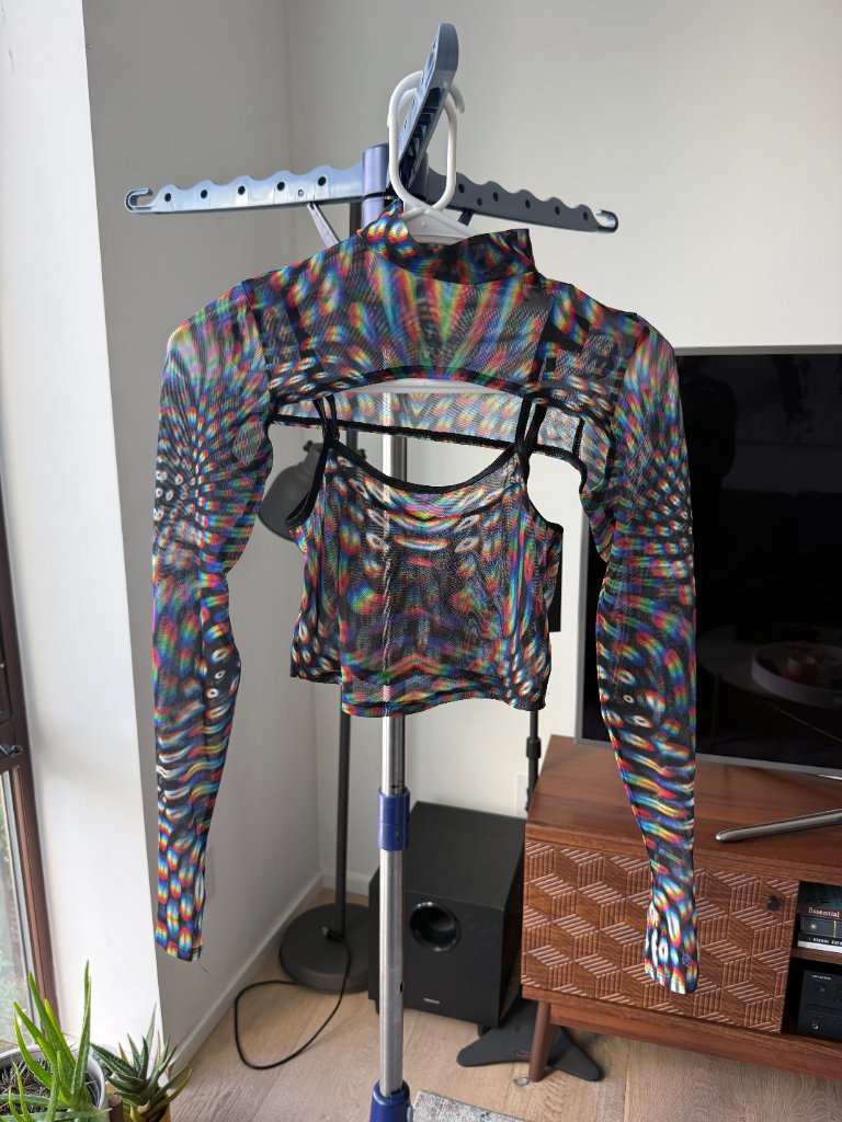 Badinka Pulsar Mesh 3 Pieces Tank Top, Shrug And Leggings (S) — image 5 of 8